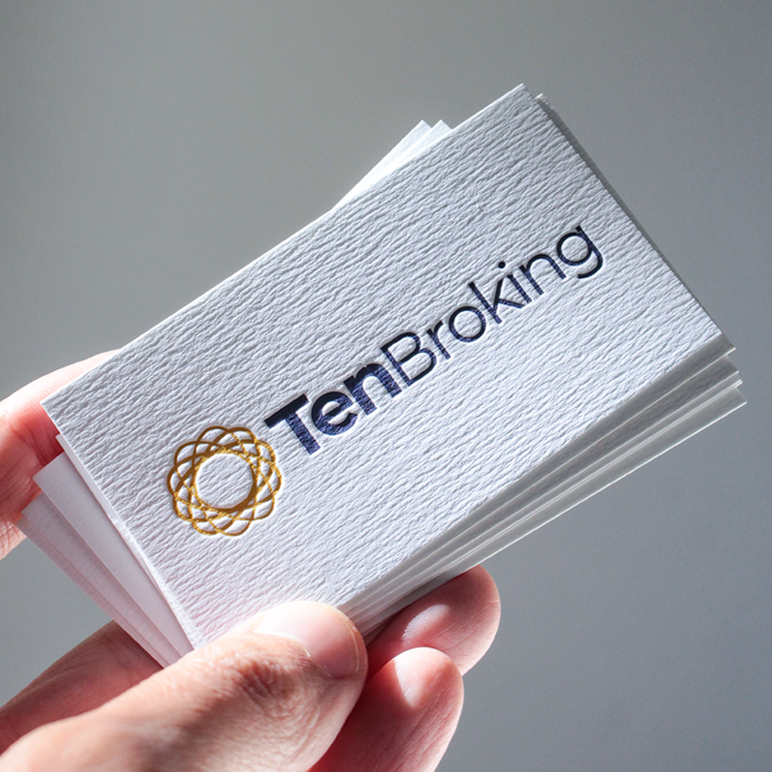 Tarjetas-personales-con-relieve-argentina